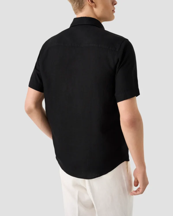 black solid short sleeve linen shirt 2025 05 23T123550543Z.webp